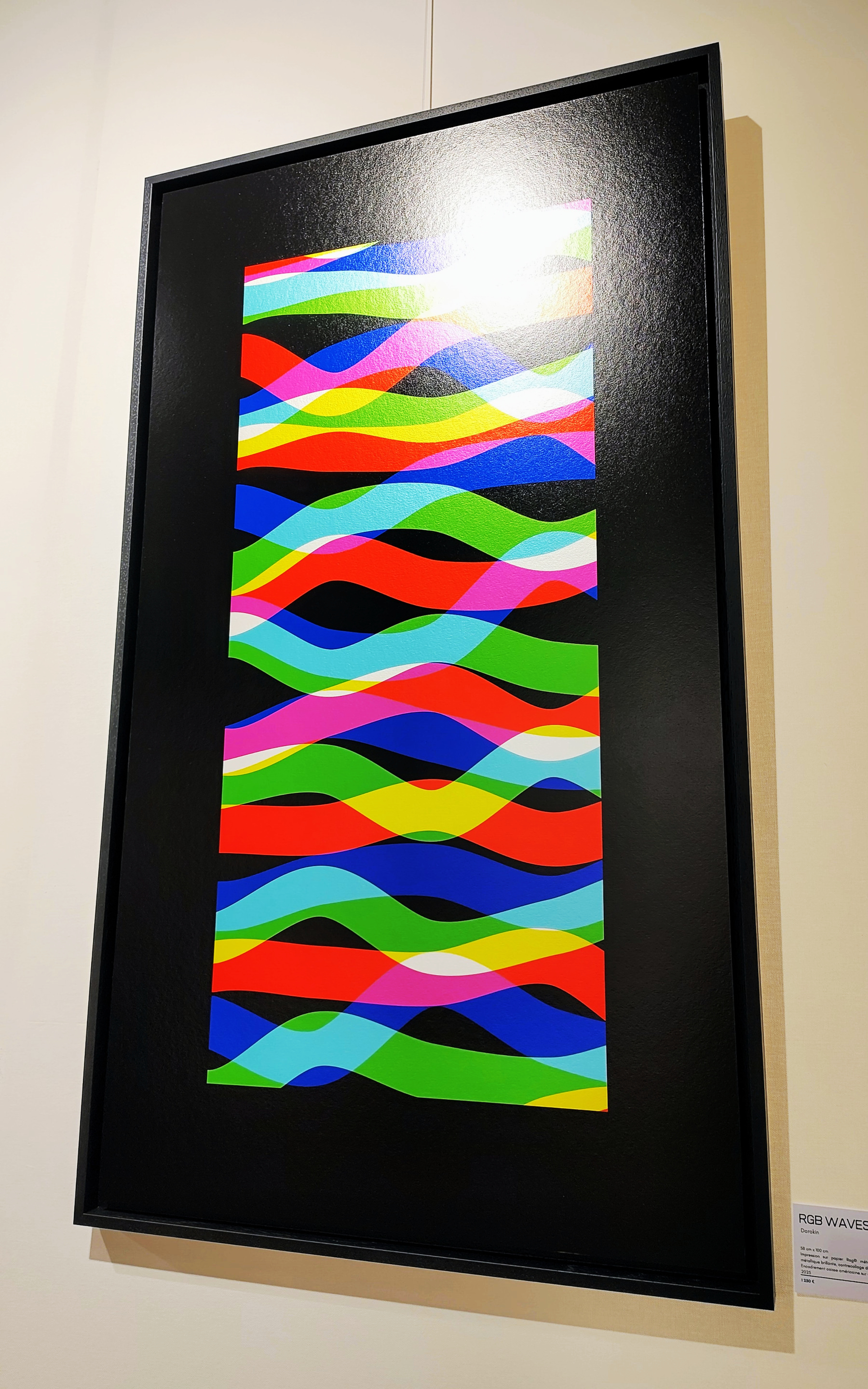 Polychrome Waves detail